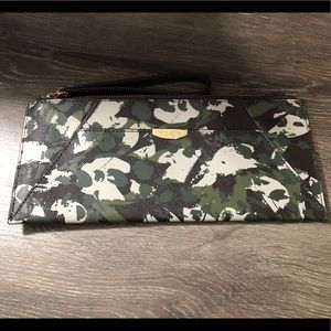 Henri Bendel Camo Floral Zip Clutch
